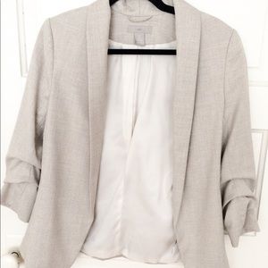 NWOT H&M 3/4 Sleeve Pintuck Blazer
